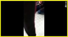 Espagne : la vidéo choc d'une jeune femme tasée par un policier, hurlant au sol, fait polémique by AKINA